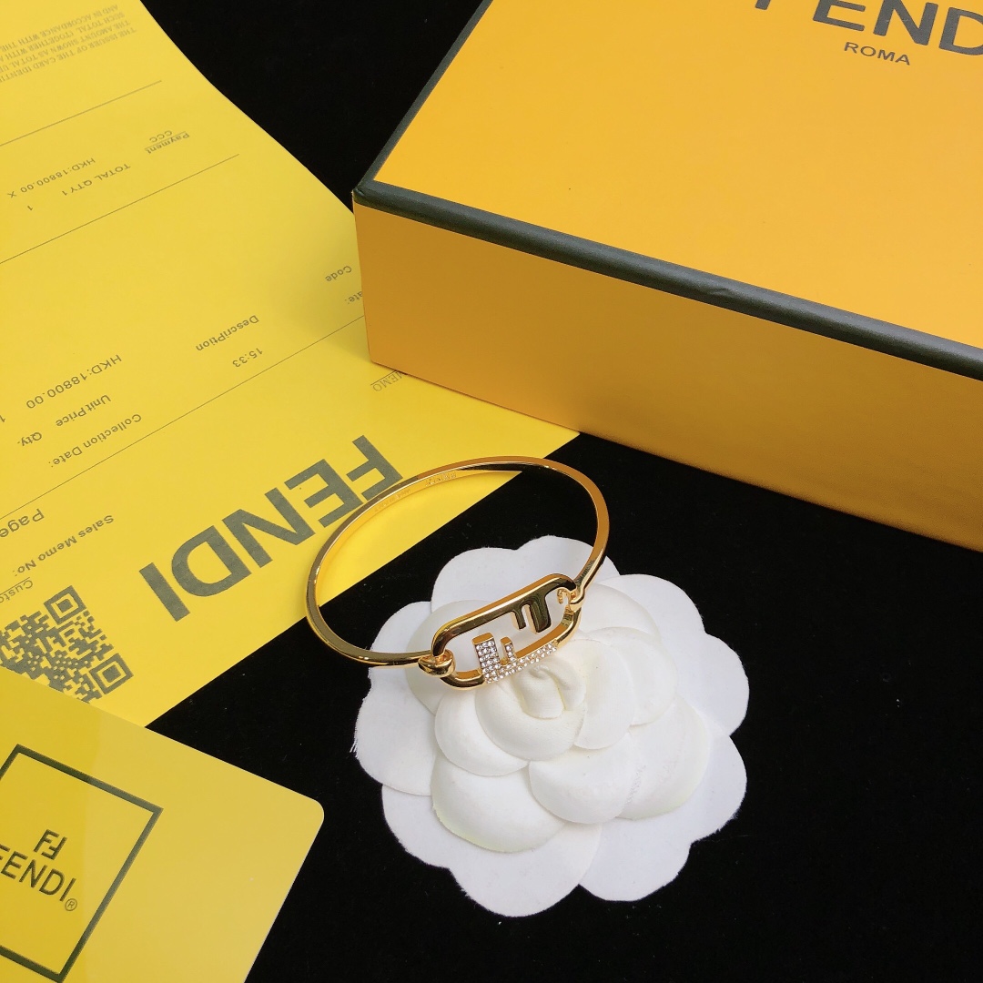Fendi O’Lock Bracelet - PerfectKickZ