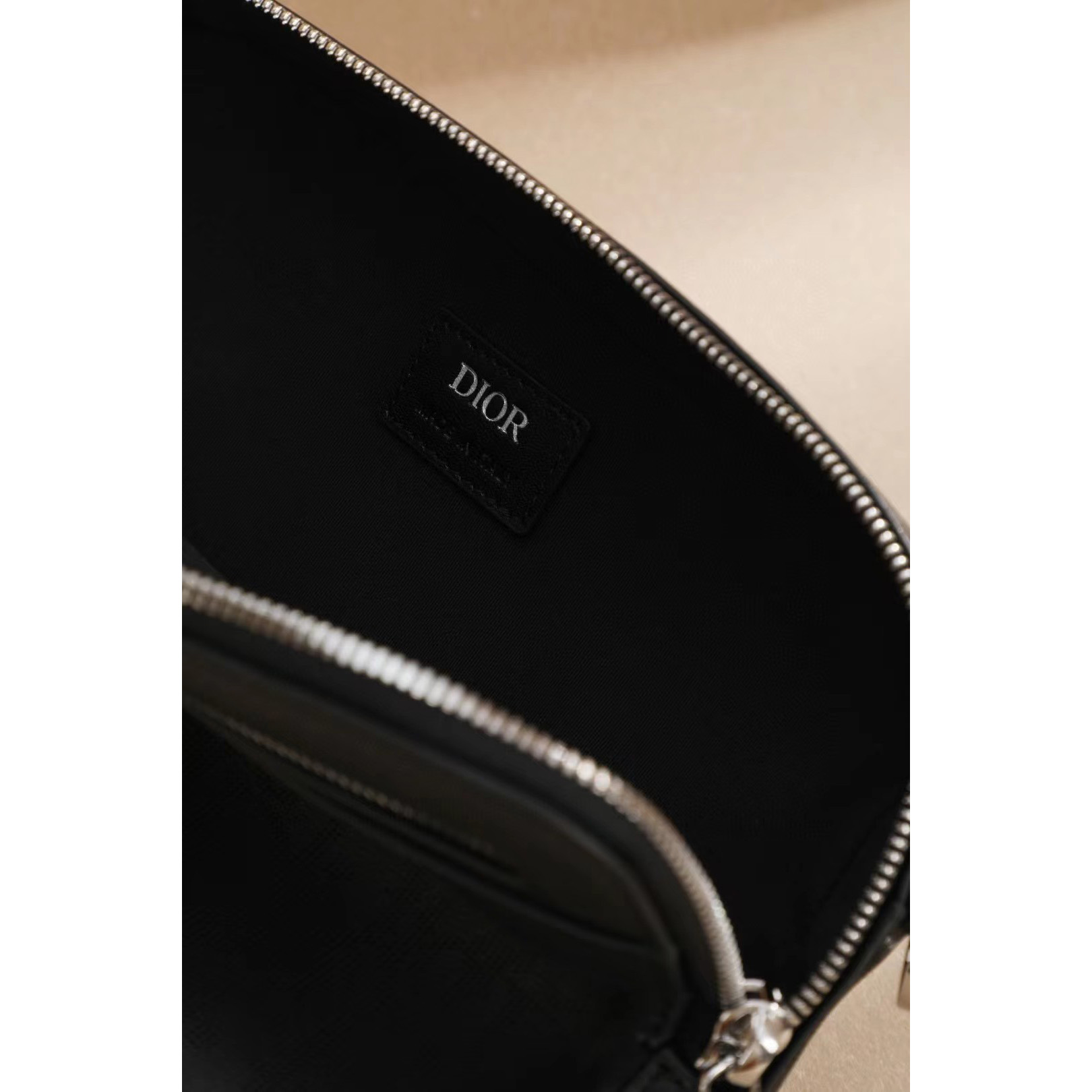 Dior Black Obique Galaxy Leather Safari Messenger Bag(22-15-6cm) - PerfectKickZ