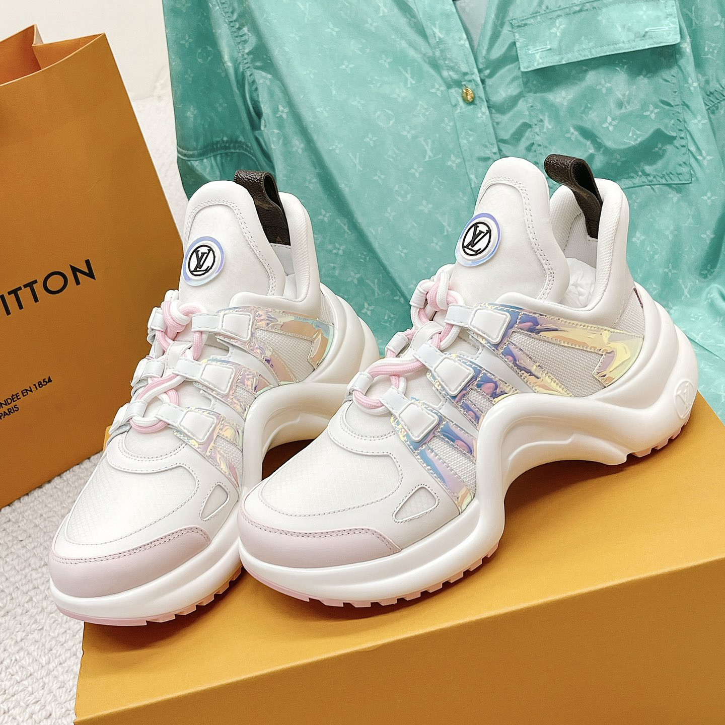 Louis Vuitton LV Archlight Sneaker    - PerfectKickZ