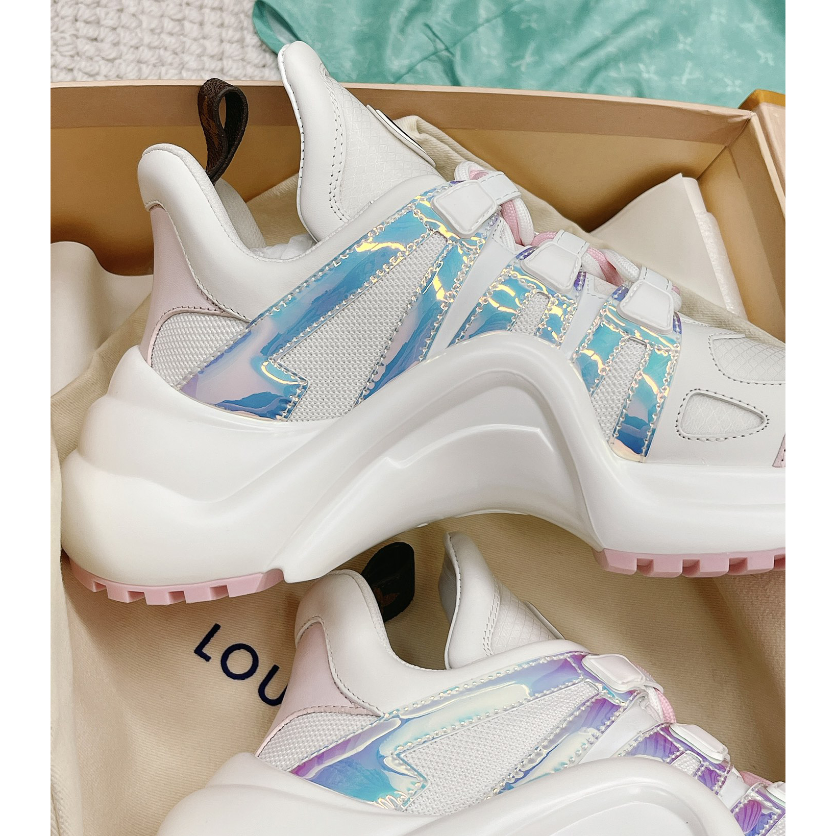 Louis Vuitton LV Archlight Sneaker    - PerfectKickZ