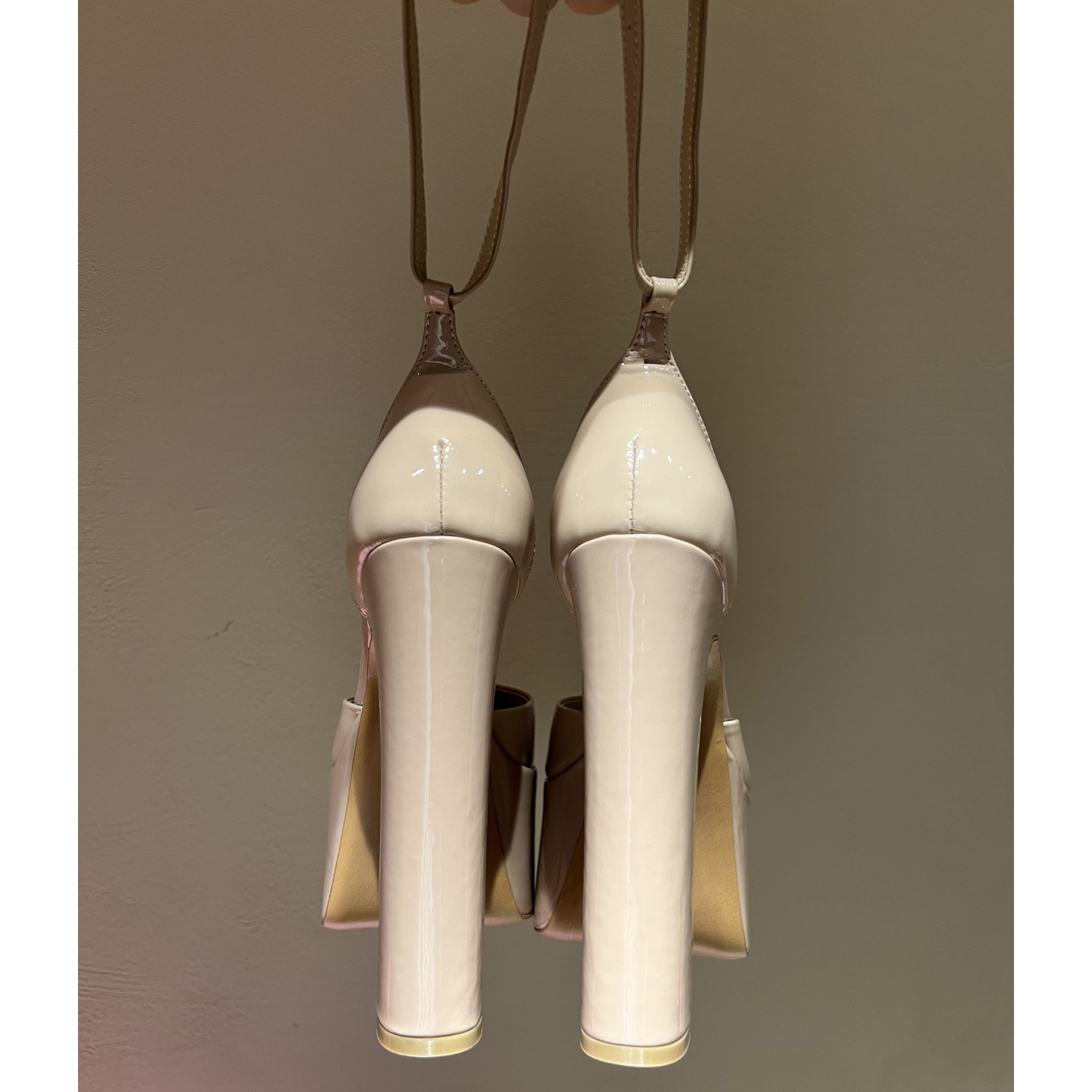 Valenti Garavani Tan-Go Platform Pump In Patent Leather  155 MM - PerfectKickZ