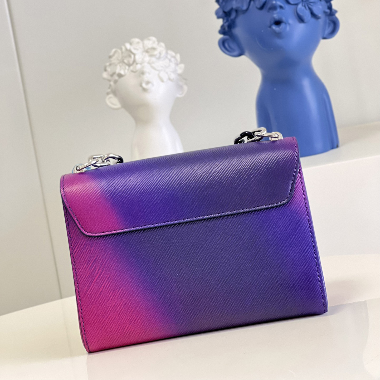 Louis Vuitton Twist MM Handbag(23-17-9.5CM)  M59894 - PerfectKickZ