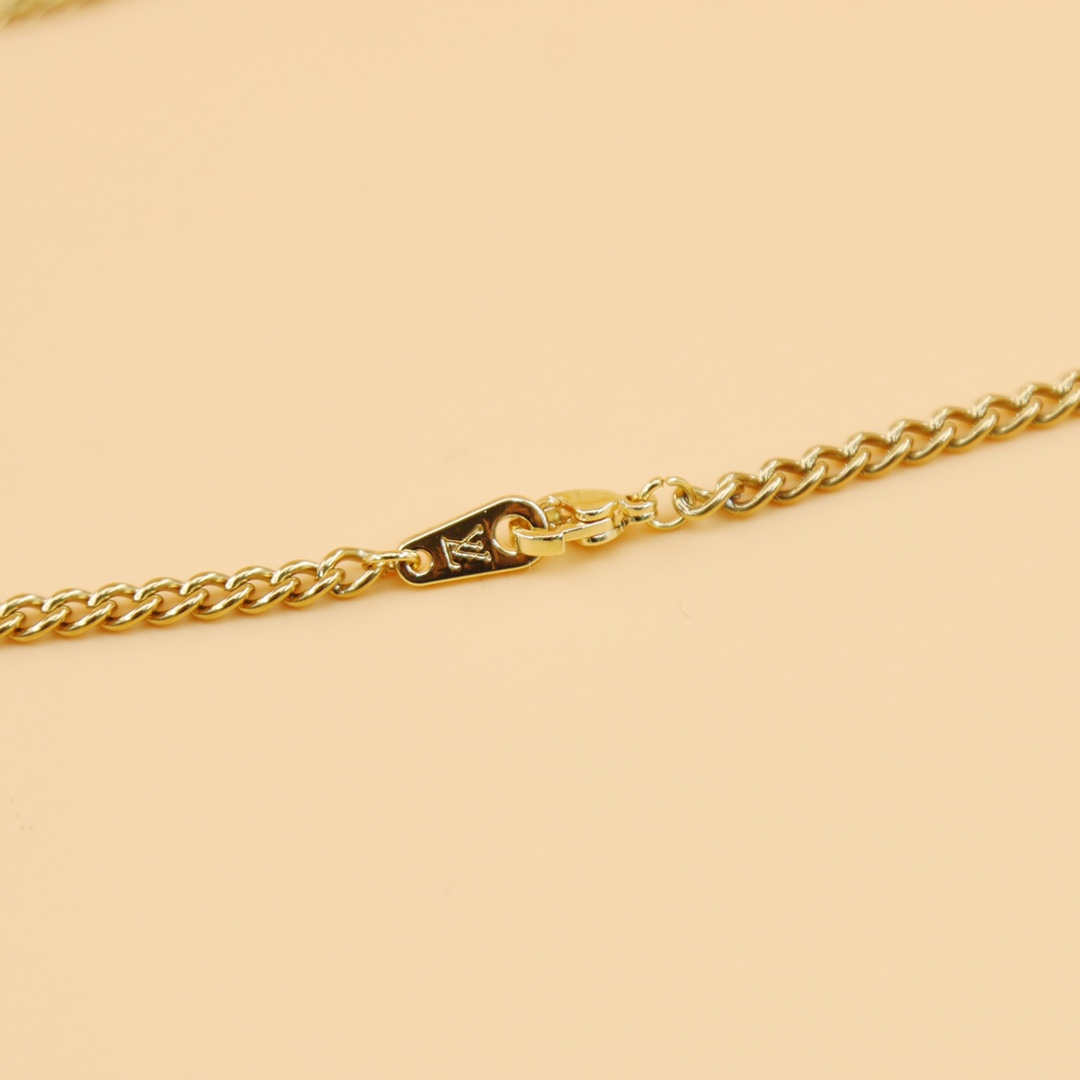 Louis Vuitton LV Skateboard Pendant   MP3276 - PerfectKickZ