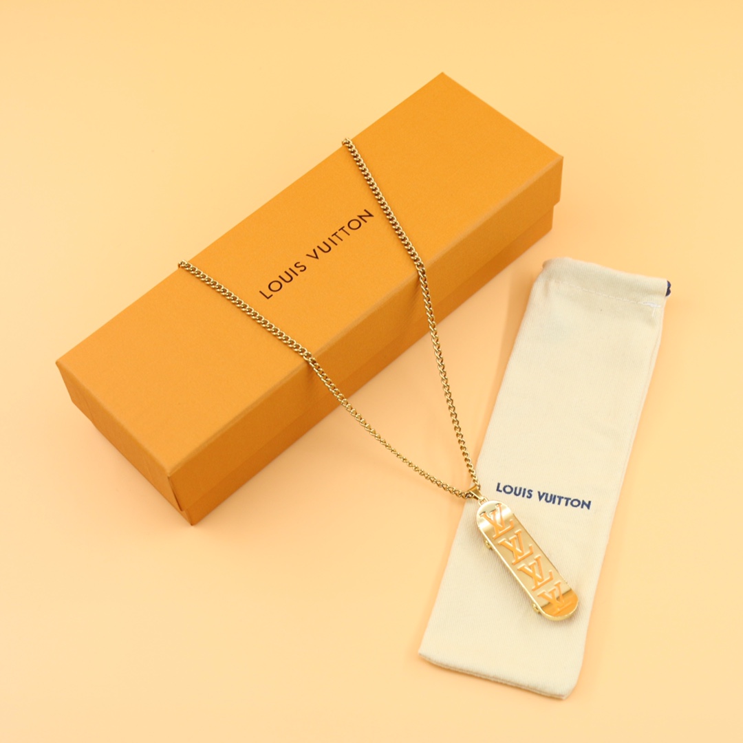 Louis Vuitton LV Skateboard Pendant   MP3276 - PerfectKickZ