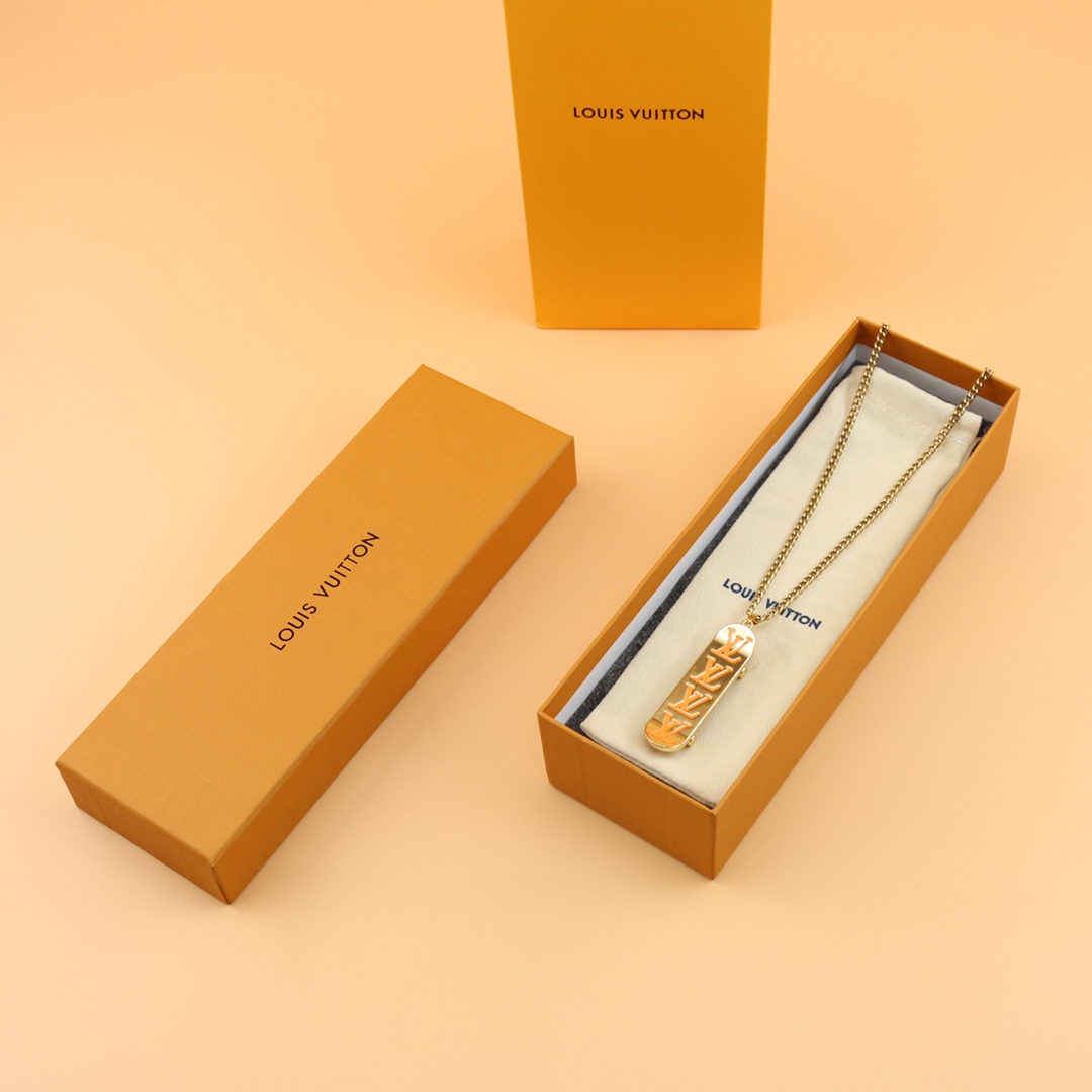 Louis Vuitton LV Skateboard Pendant   MP3276 - PerfectKickZ