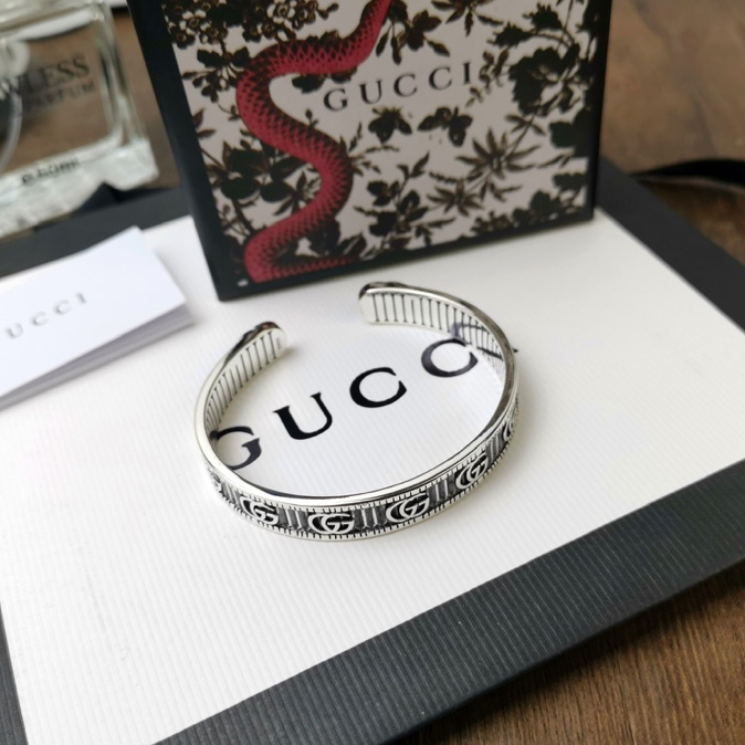 Gucci Bracelet With Double G In Silver - PerfectKickZ