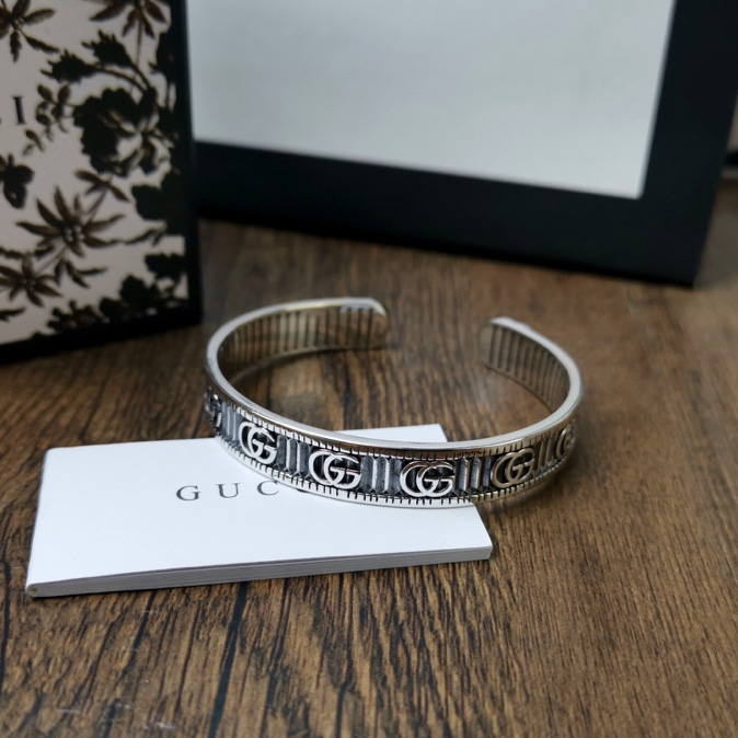 Gucci Bracelet With Double G In Silver - PerfectKickZ
