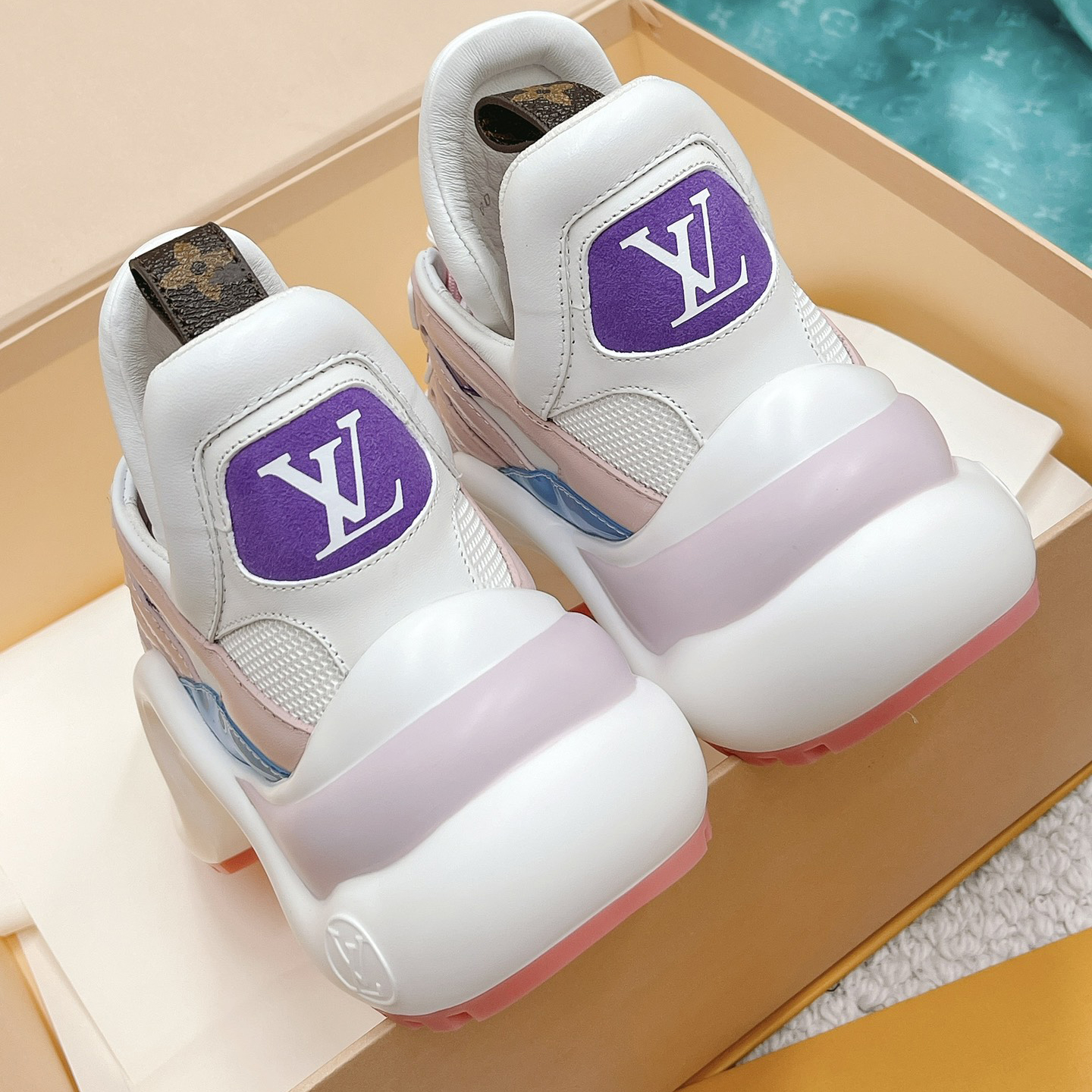 Louis Vuitton LV Archlight Sneaker    - PerfectKickZ