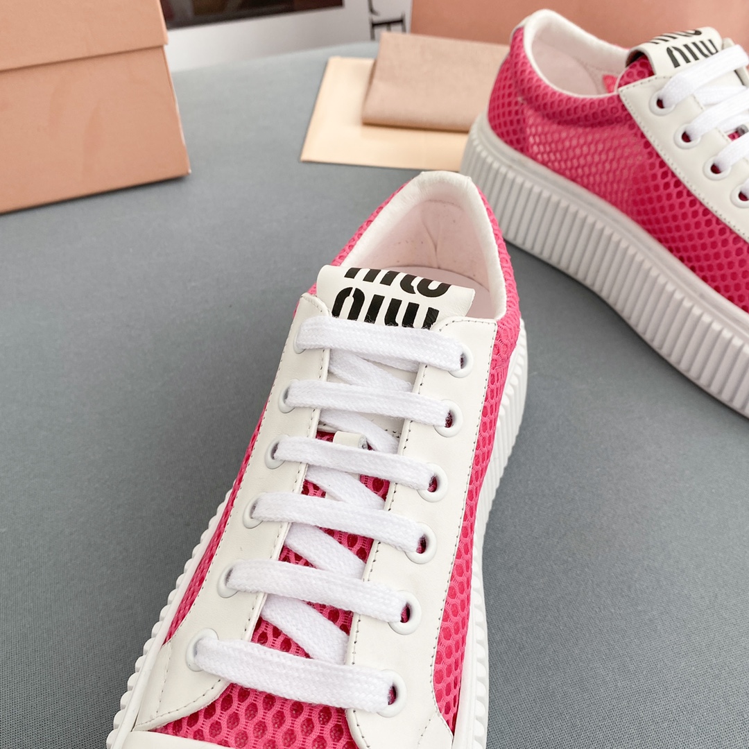 Miu Miu Mesh Flatform Sneakers - 