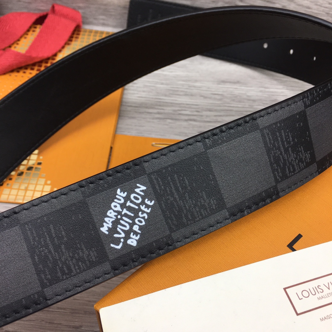 Louis Vuitton Shape 40MM Reversible Belt - PerfectKickZ