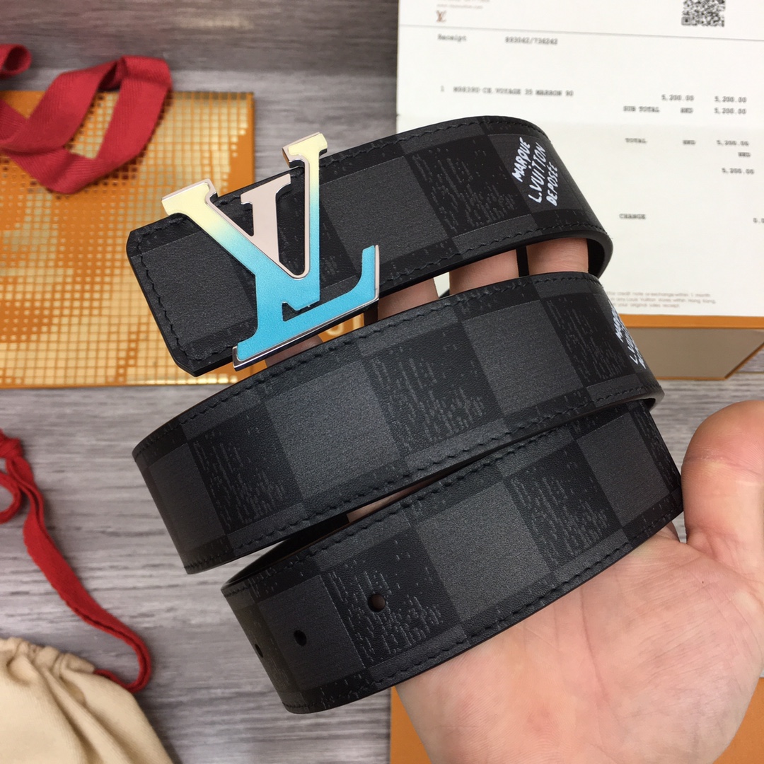 Louis Vuitton Shape 40MM Reversible Belt - PerfectKickZ