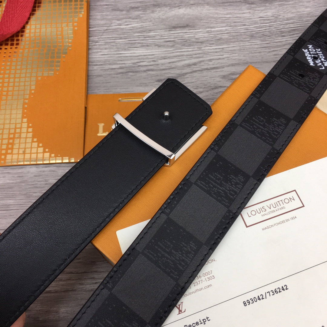 Louis Vuitton Shape 40MM Reversible Belt - PerfectKickZ