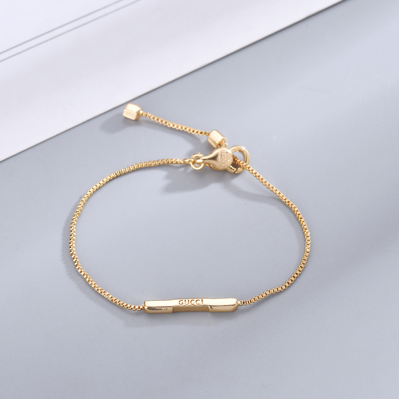 Gucci  Link To Love Bracelet With 'Gucci' Bar - 