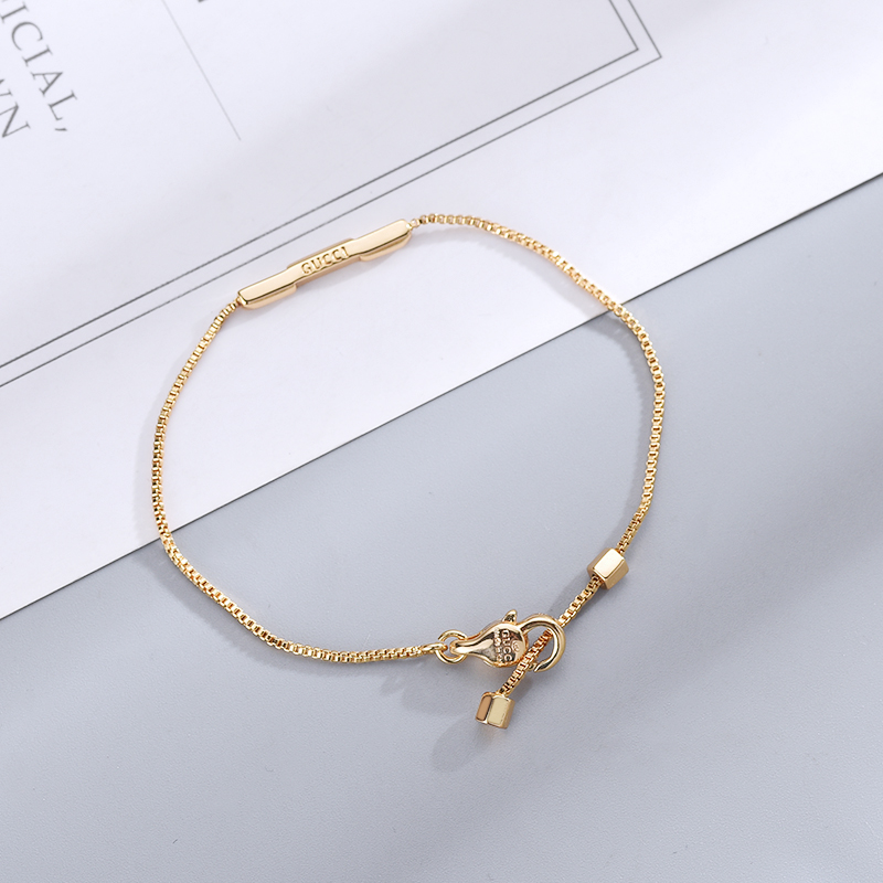 Gucci  Link To Love Bracelet With 'Gucci' Bar - 
