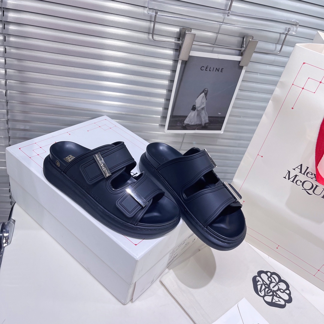 Alexander Mqueen Women's Hybrid Slide In Black/Silver - PerfectKickZ