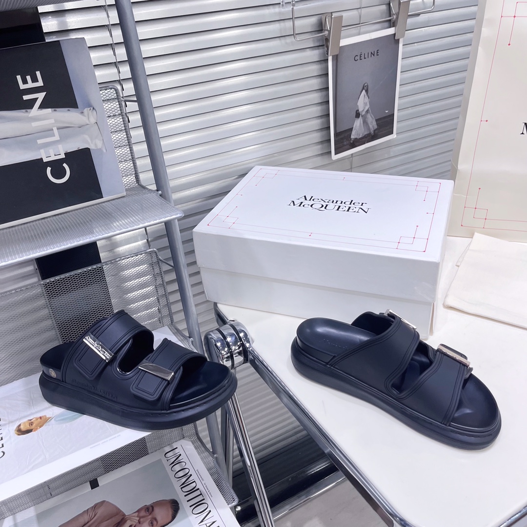 Alexander Mqueen Women's Hybrid Slide In Black/Silver - PerfectKickZ