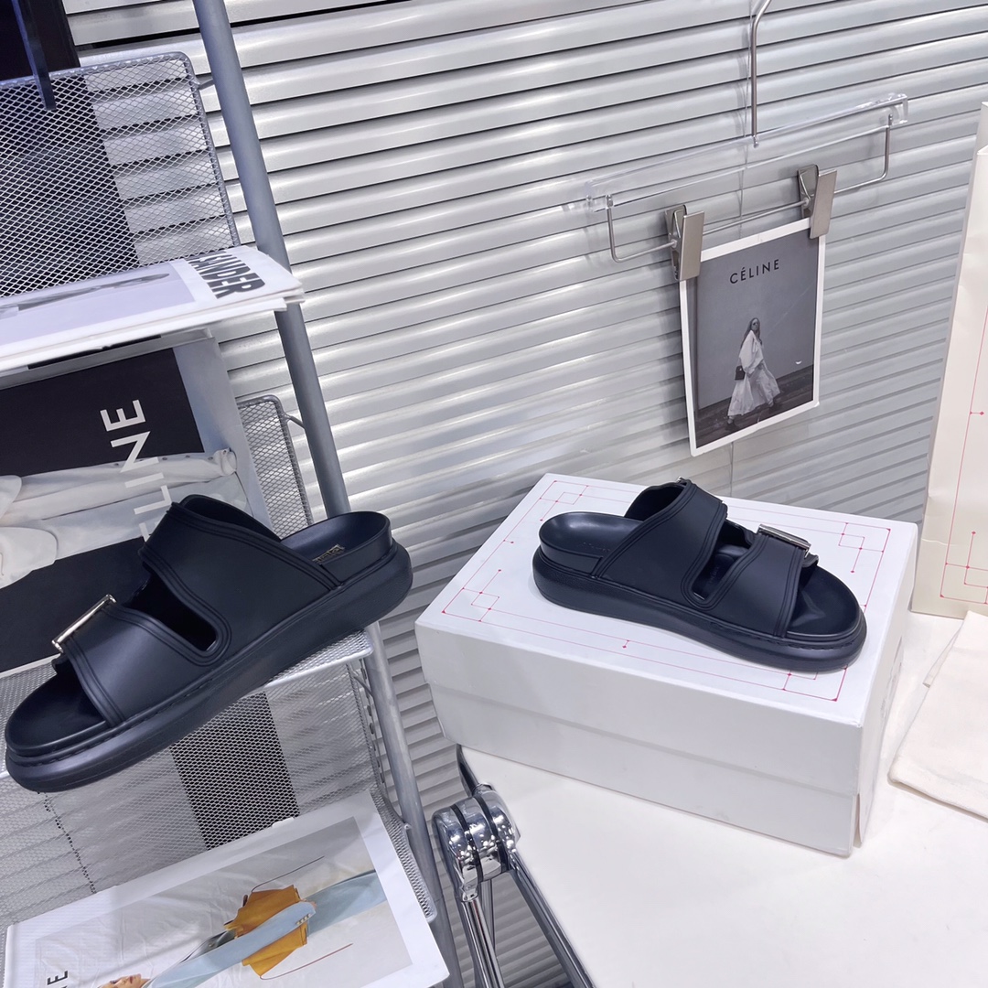 Alexander Mqueen Women's Hybrid Slide In Black/Silver - PerfectKickZ