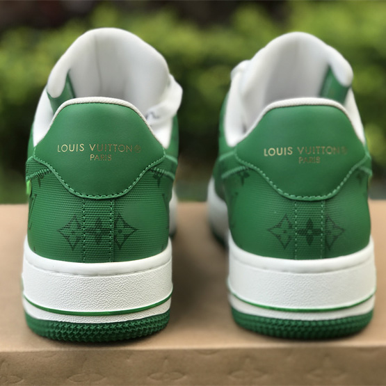 Louis Vuitton x Off-White x Nike Sneaker   (Upon UK Size) - 