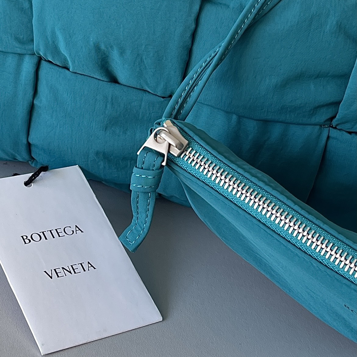 Bottega Veneta Padded Tech Cassette Padded Intreccio Nylon Cross-Body Bag(30-15-7.5cm) - PerfectKickZ
