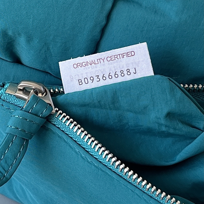 Bottega Veneta Padded Tech Cassette Padded Intreccio Nylon Cross-Body Bag(30-15-7.5cm) - PerfectKickZ