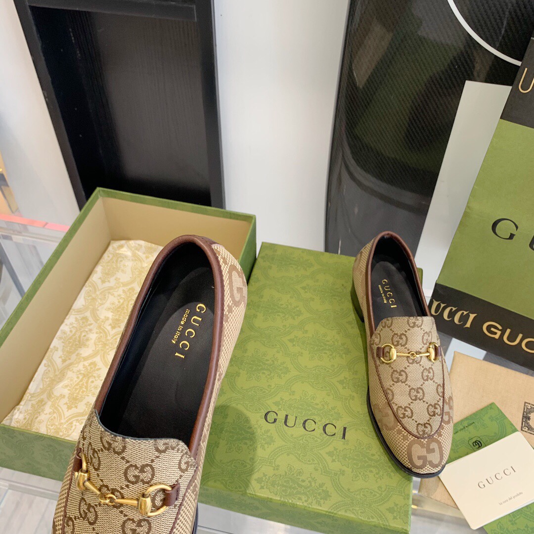 Gucci Women's Maxi GG Gucci Jordaan Loafer - PerfectKickZ