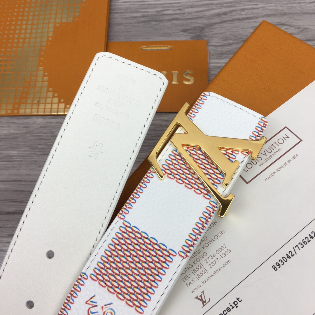 Louis Vuitton LV Optic 40MM Reversible Belt   M0556S - PerfectKickZ