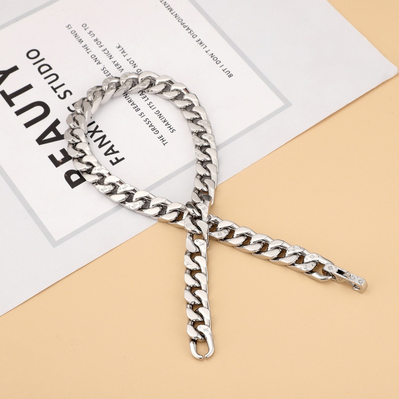 Louis Vuitton LV Chain Links Necklace   50cm   M69987 - PerfectKickZ
