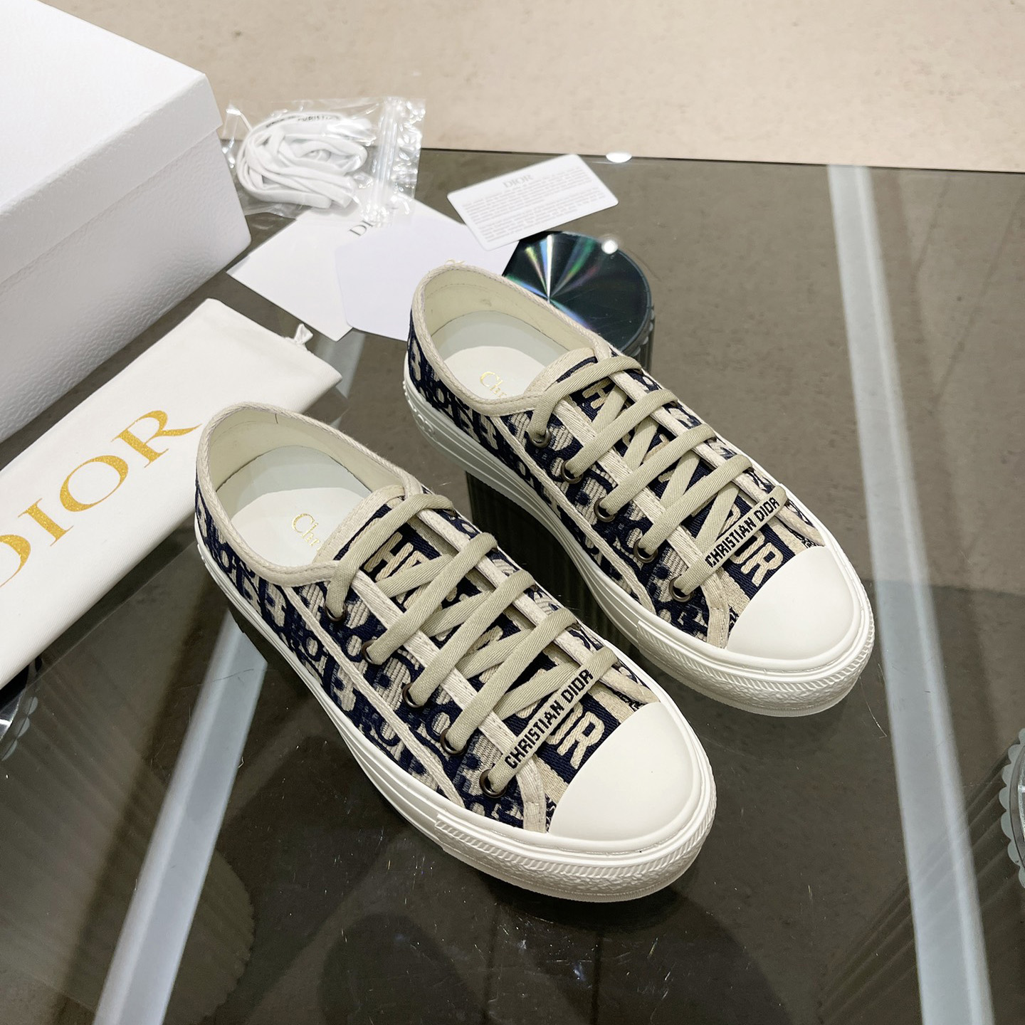 Dior Walk'n' Dior  Sneaker - PerfectKickZ