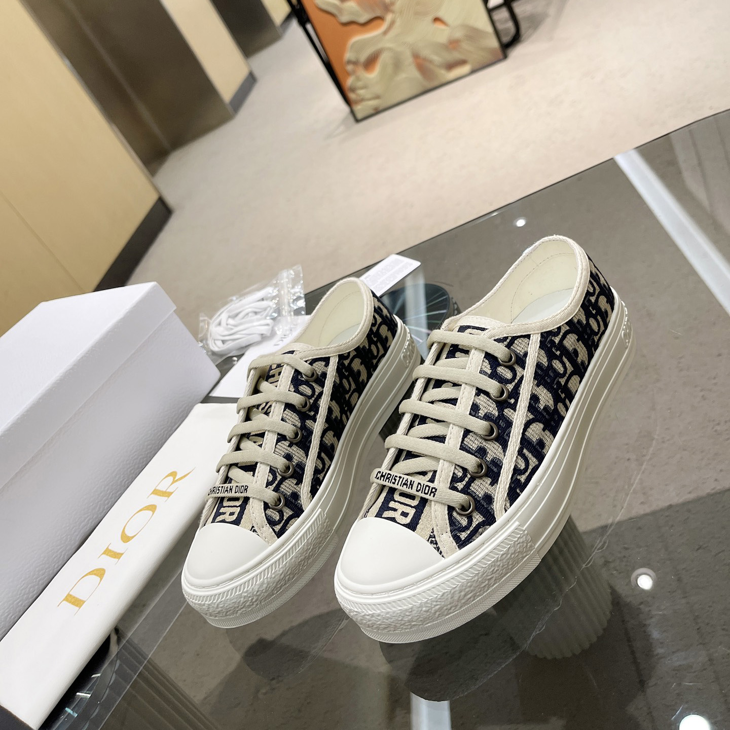 Dior Walk'n' Dior  Sneaker - PerfectKickZ