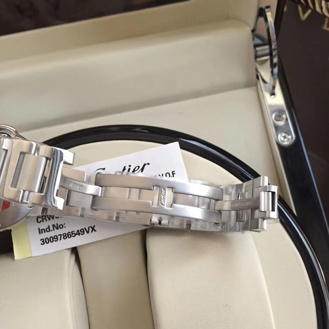 Cartier Watch   33mm - 