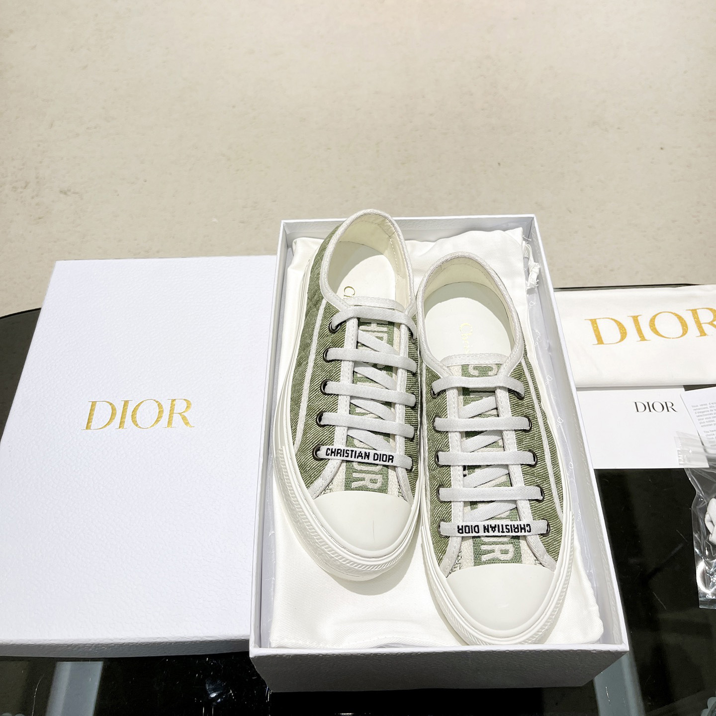 Dior Walk'n' Dior  Sneaker - PerfectKickZ