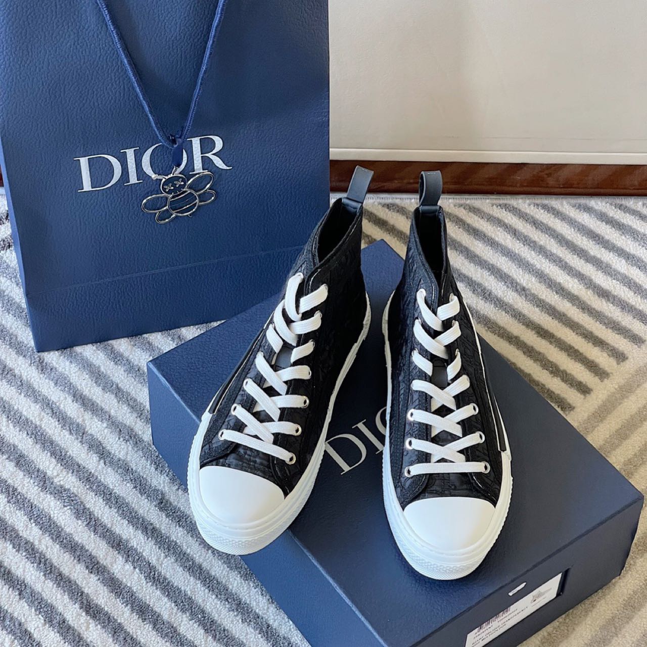 Dior B23 High-Top Sneaker - PerfectKickZ