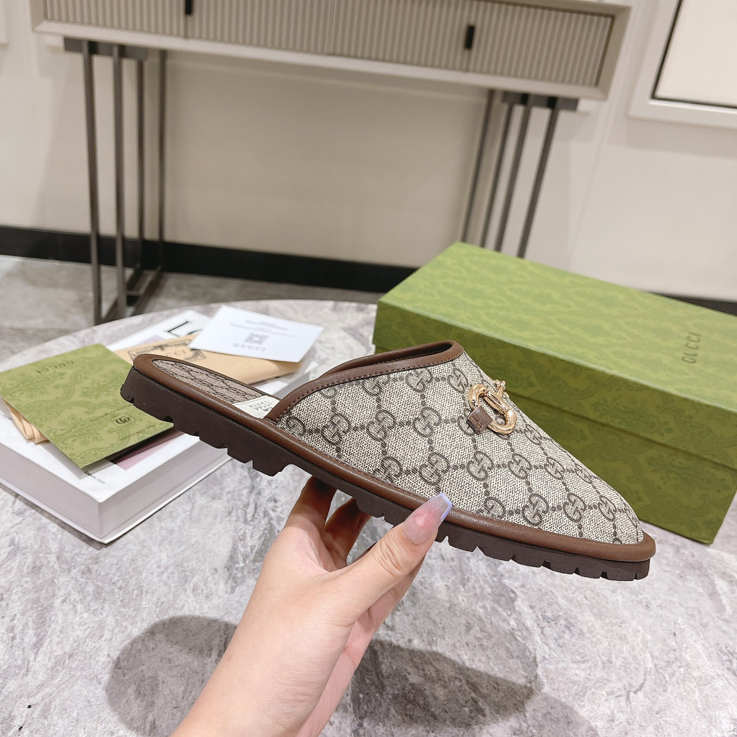 Gucci Men's Slipper With Horsebit - PerfectKickZ