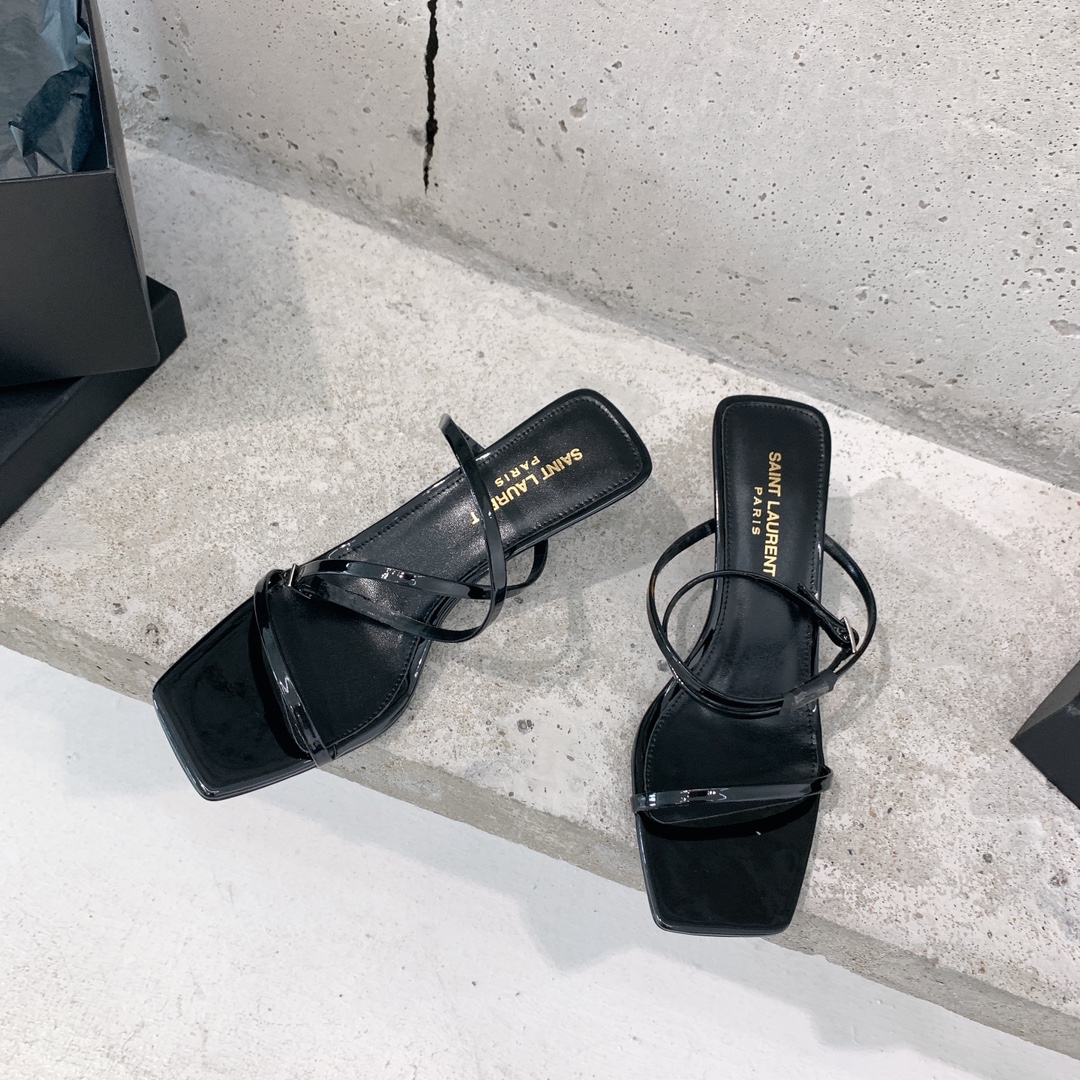 Saint Laurent Nuit Sandals In Patent Leather - PerfectKickZ