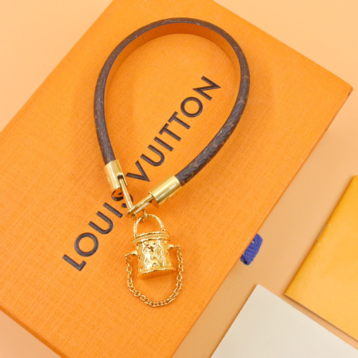 Louis Vuitton LV Cannes Bracelet     M8048E - PerfectKickZ