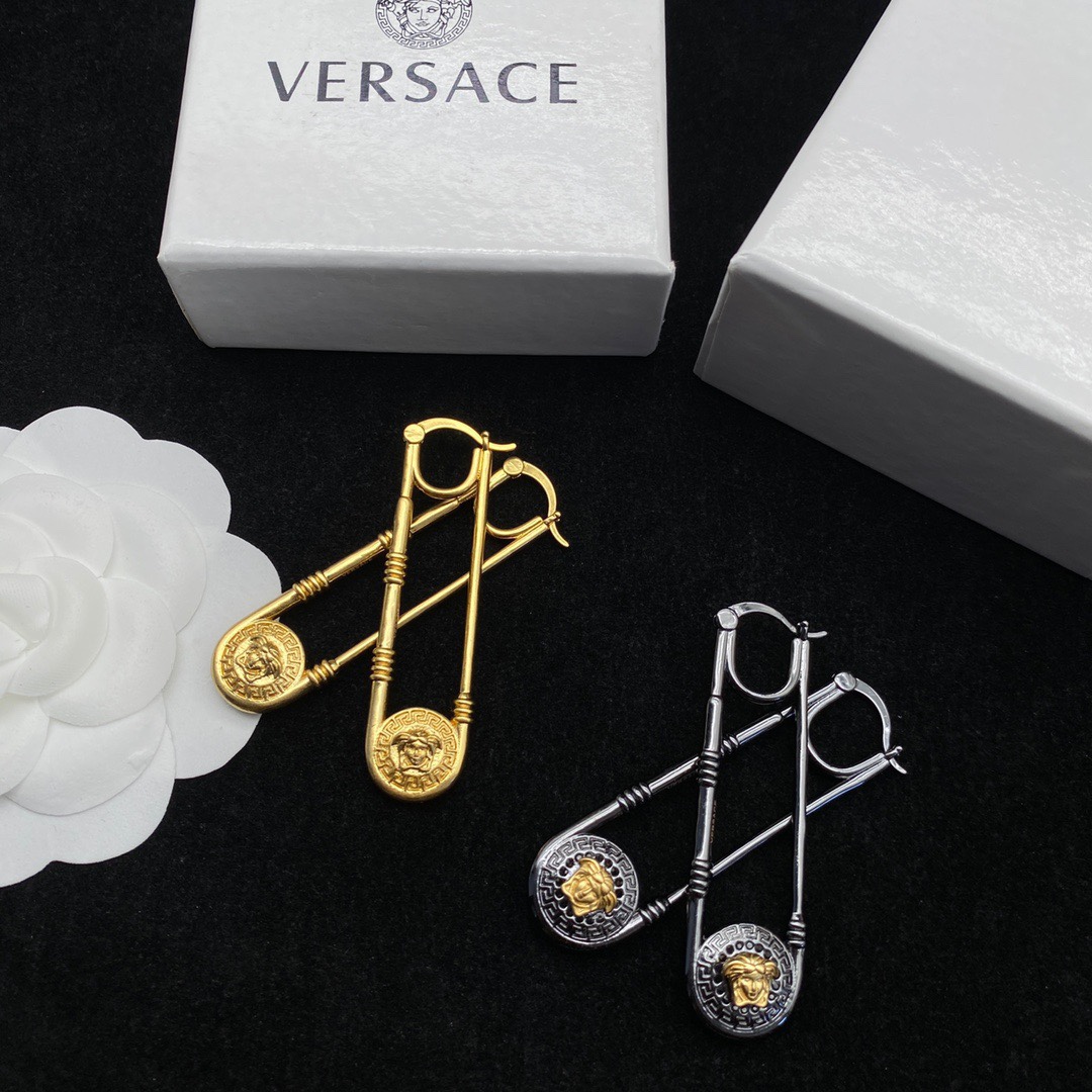 Versace Medusa Earrings - PerfectKickZ