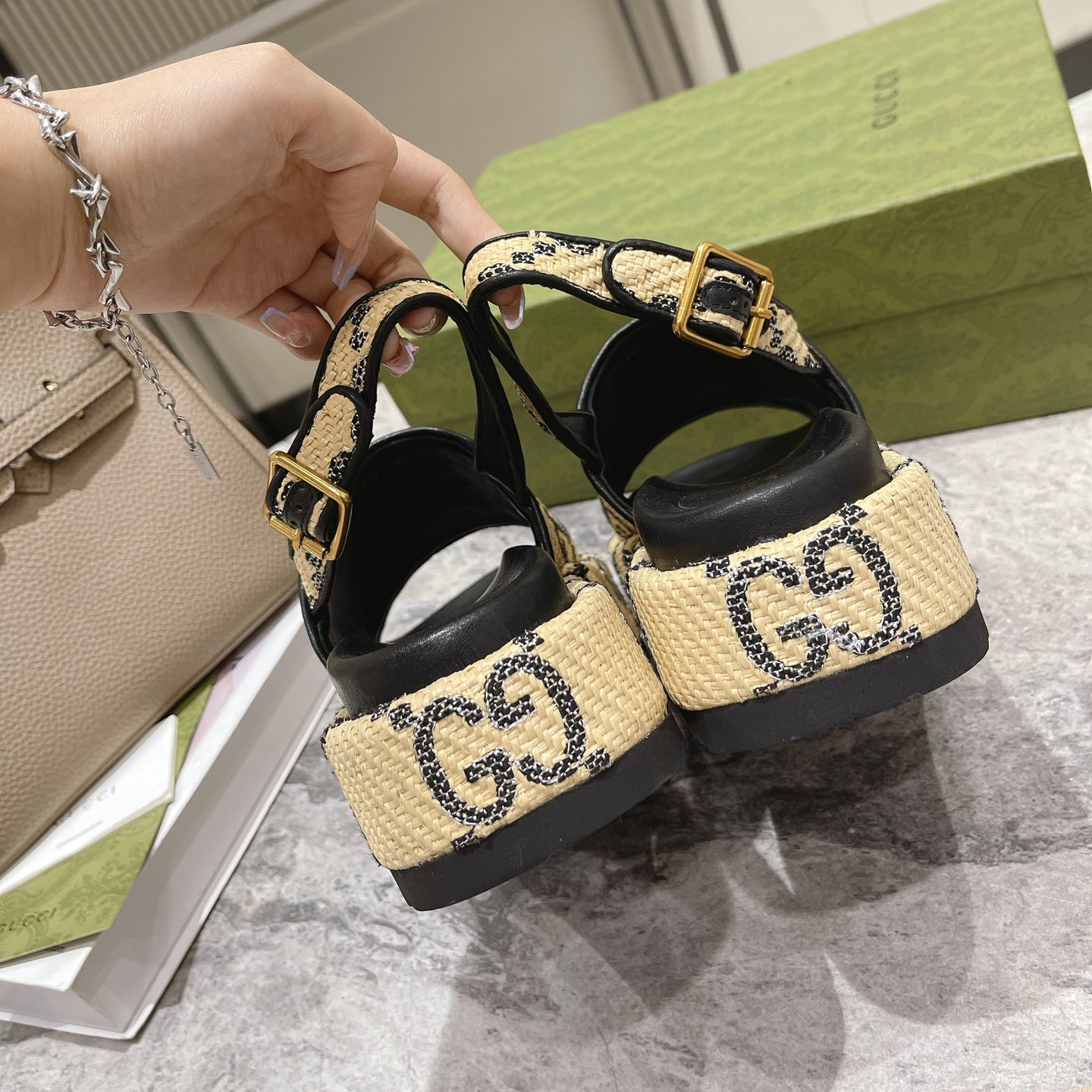 Gucci GG Platform Sandal - PerfectKickZ