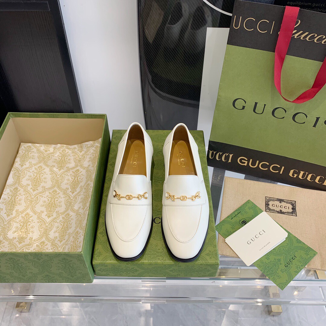 Gucci Women's Loafer With Horsebit - PerfectKickZ