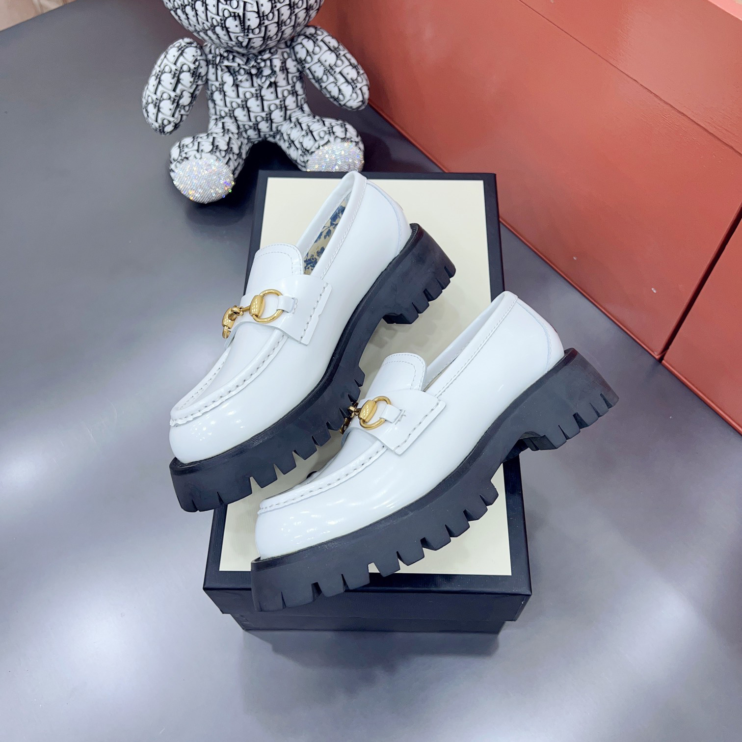 Gucci Leather Lug Sole Horsebit Loafer - PerfectKickZ
