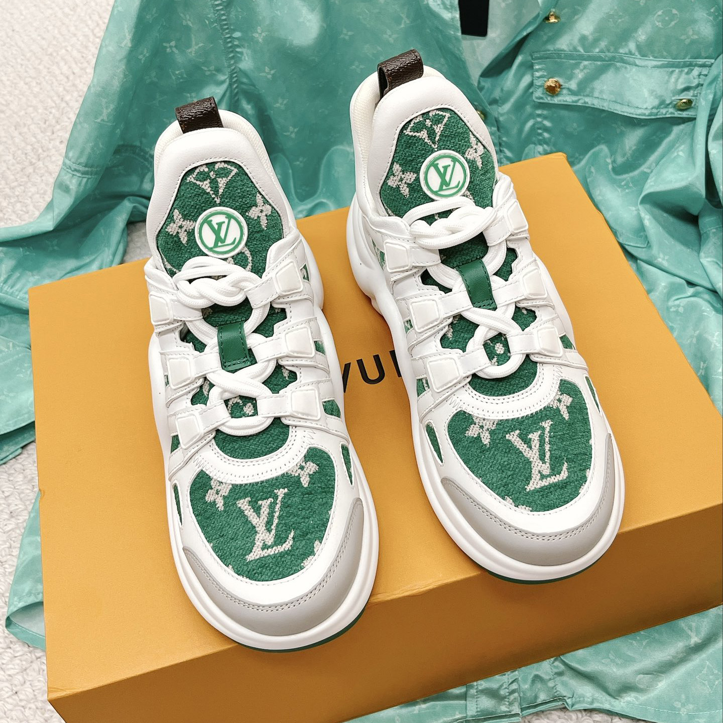 Louis Vuitton LV Archlight Sneaker     1AACT2 - PerfectKickZ