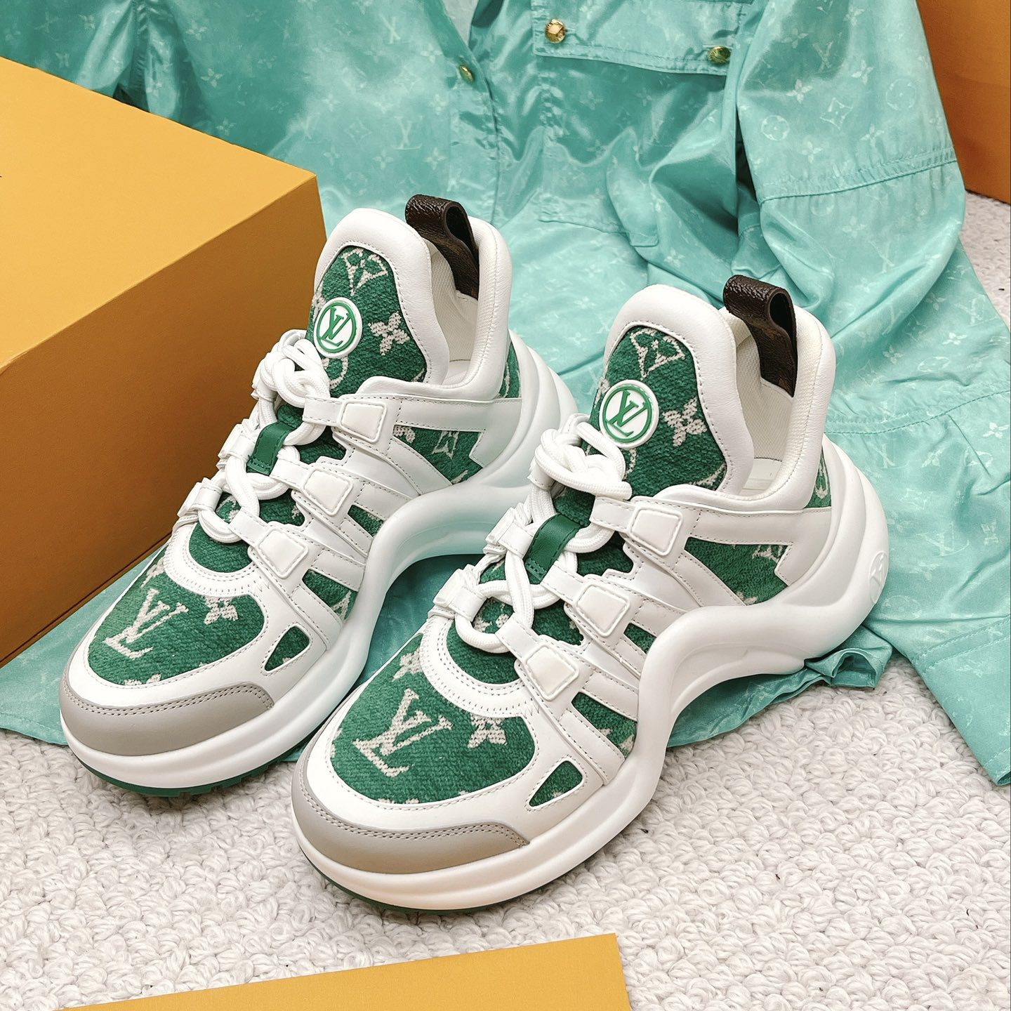 Louis Vuitton LV Archlight Sneaker     1AACT2 - PerfectKickZ