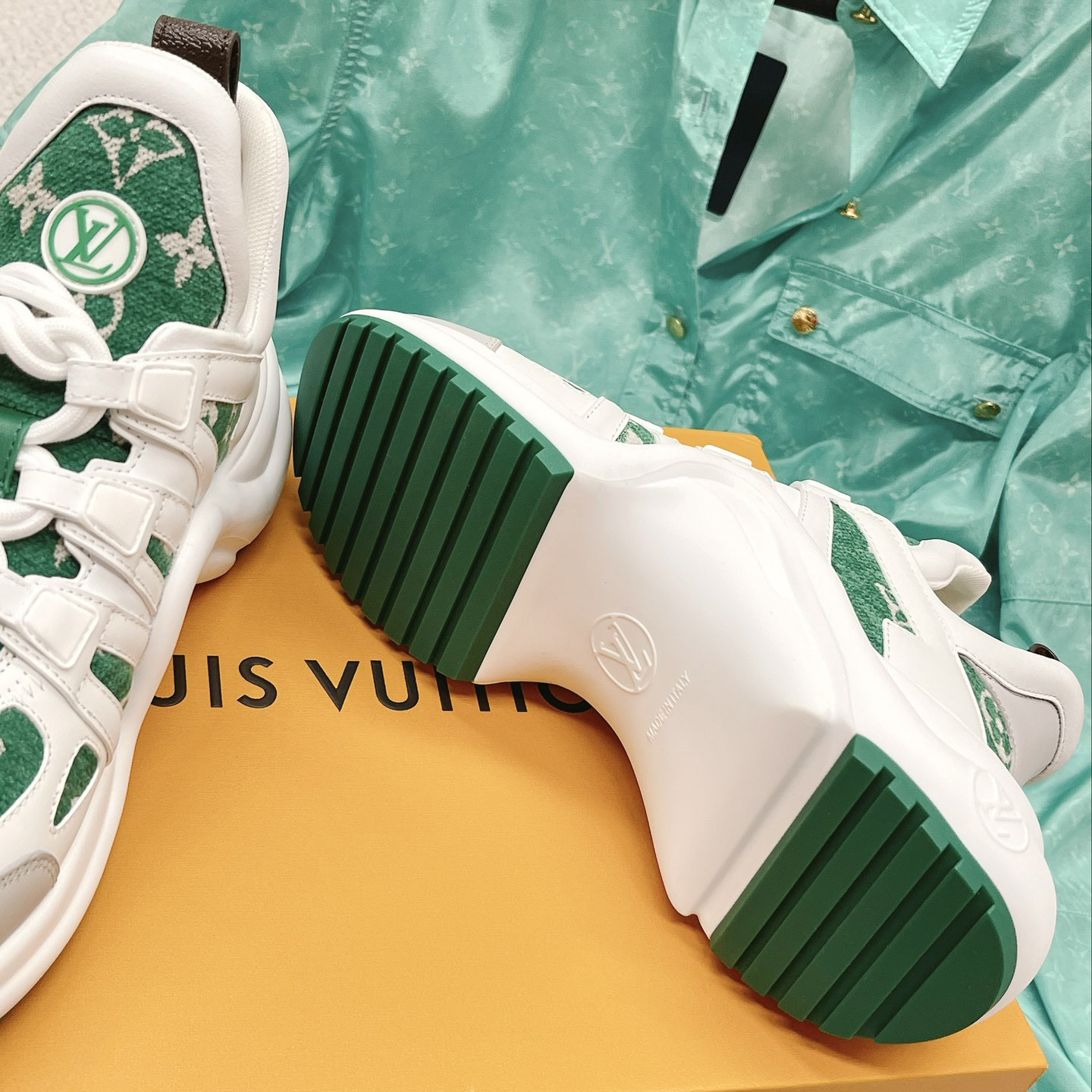 Louis Vuitton LV Archlight Sneaker     1AACT2 - PerfectKickZ