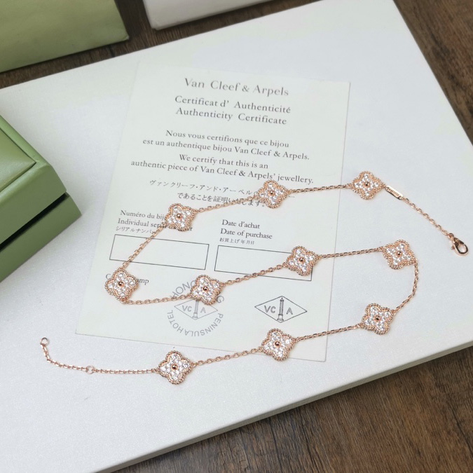 Van Cleef & Arpels Long Necklace - PerfectKickZ