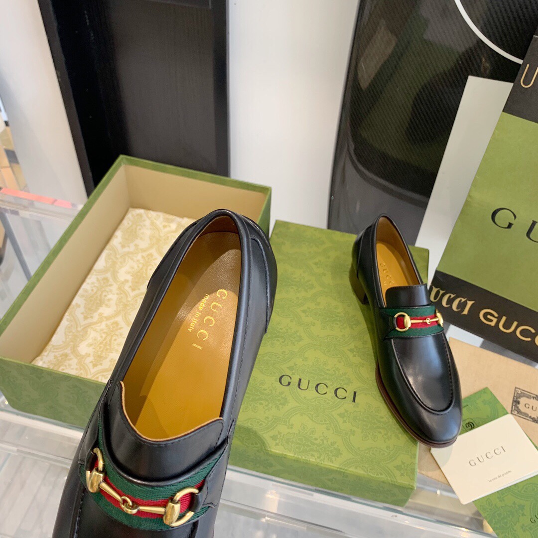 Gucci Loafer With Horsebit And Web - PerfectKickZ