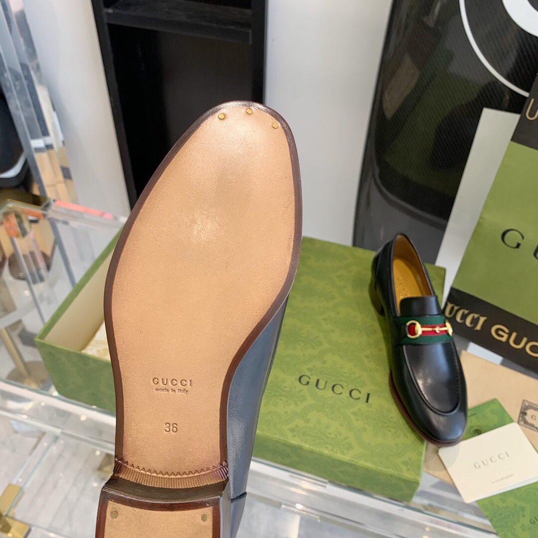 Gucci Loafer With Horsebit And Web - 