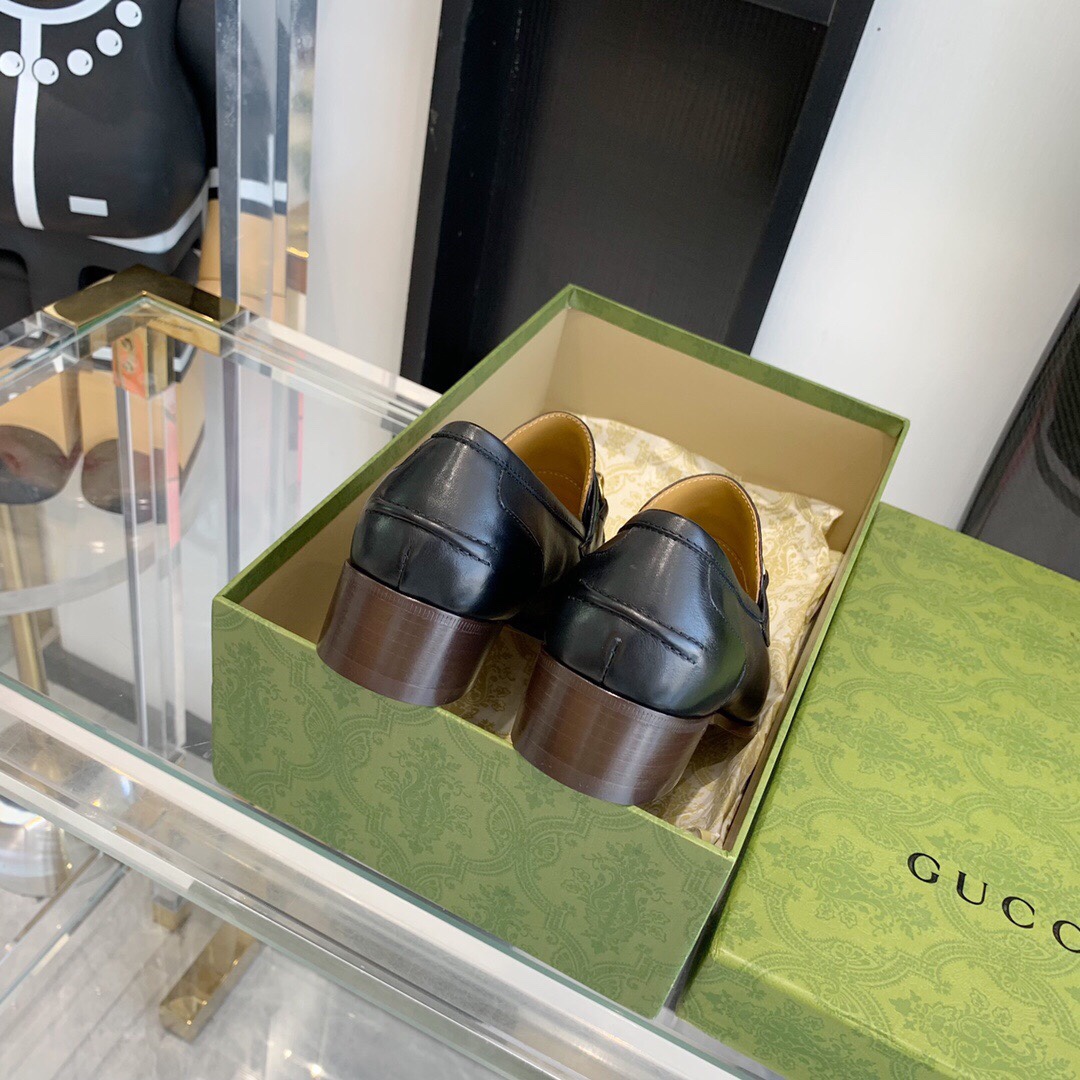 Gucci Loafer With Horsebit And Web - 