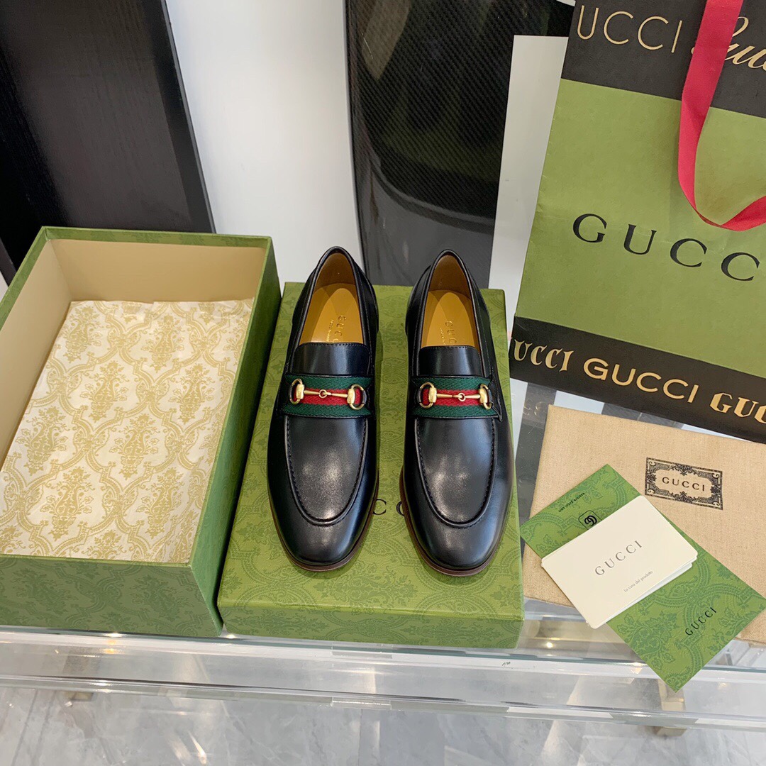 Gucci Loafer With Horsebit And Web - 