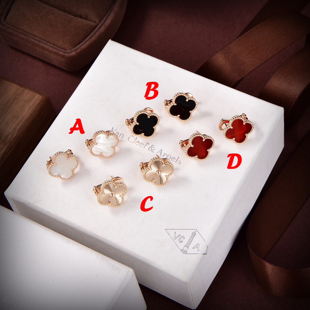 Van Cleef & Arpels Vintage Alhambra Earrings - PerfectKickZ