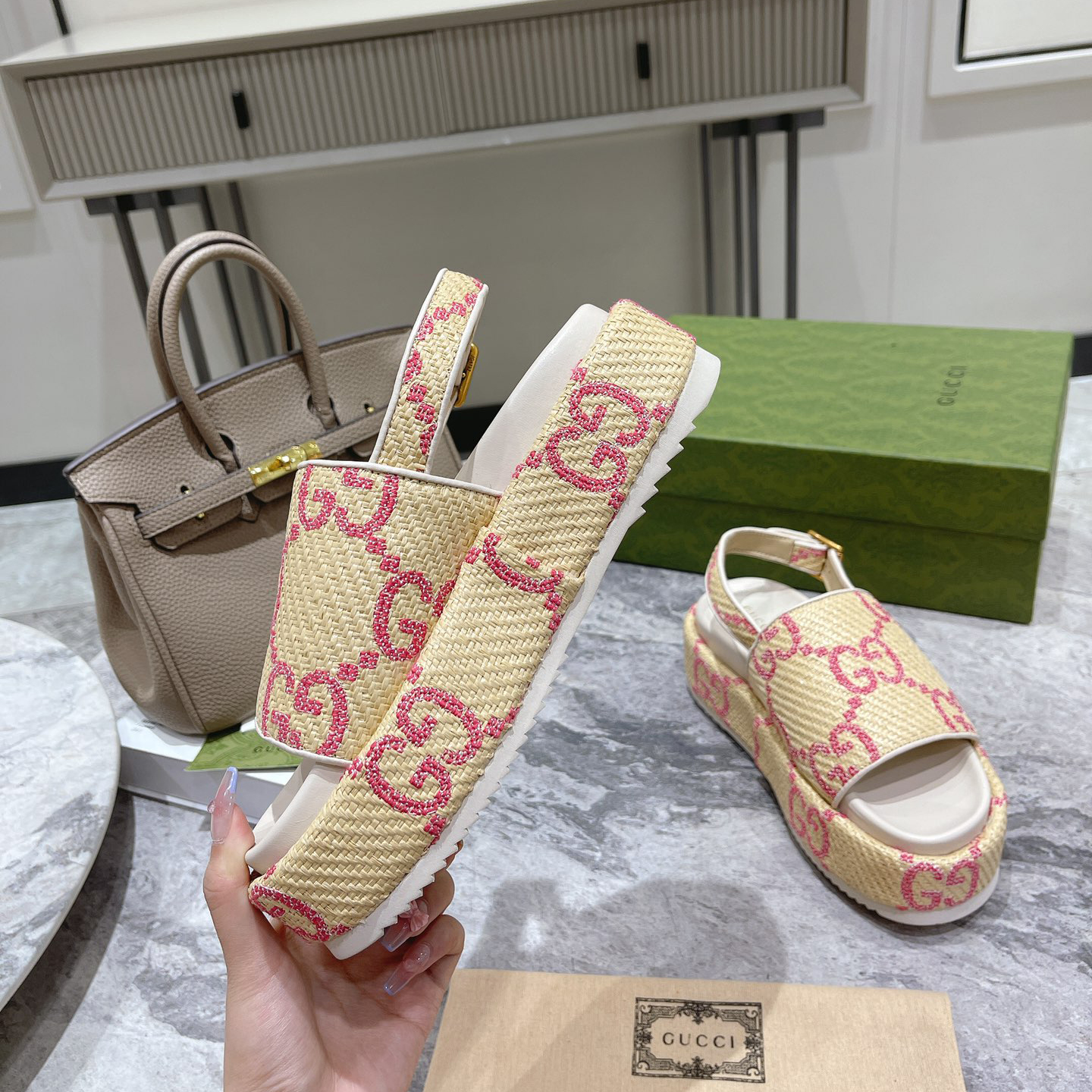 Gucci GG Platform Sandal - PerfectKickZ