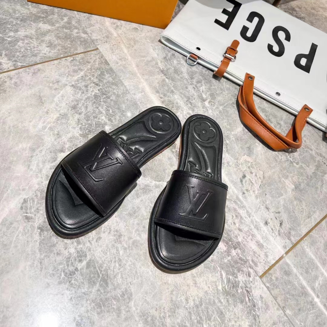 Louis Vuitton Magnetic Flat Mule    1AA1LT - PerfectKickZ